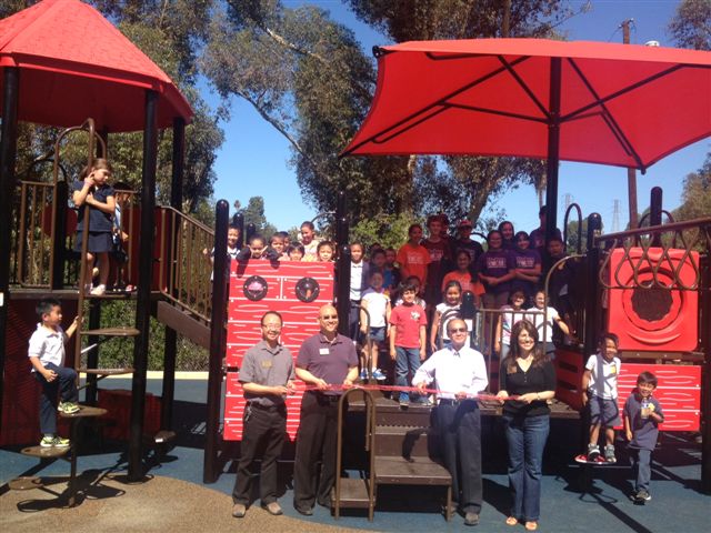 La Loma Park Playground Unveiling